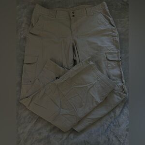 Columbia Gray Cargo Pants Durable Utility Wear